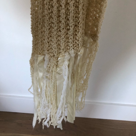 Long cashmere and wool scarf - Picture 2 of 3